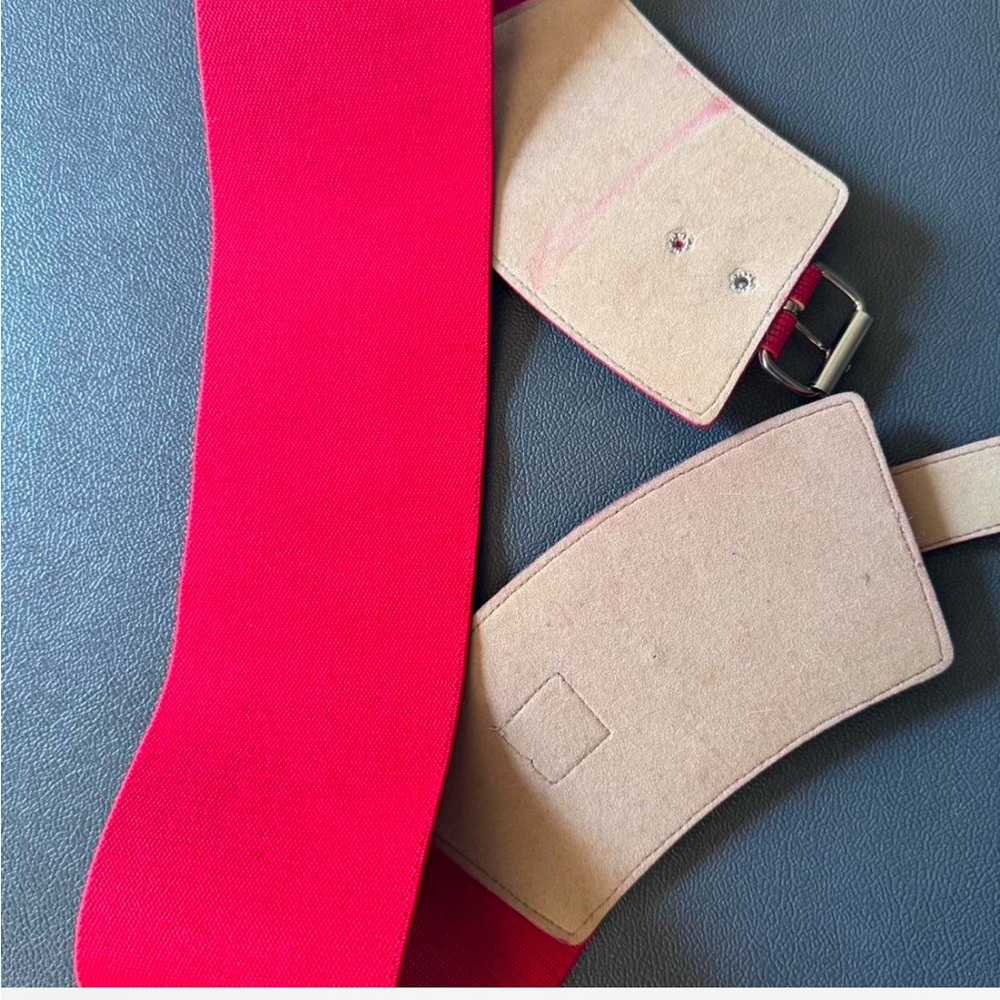 Cherry Red Vintage High Waisted Belt - Picture 3 of 3